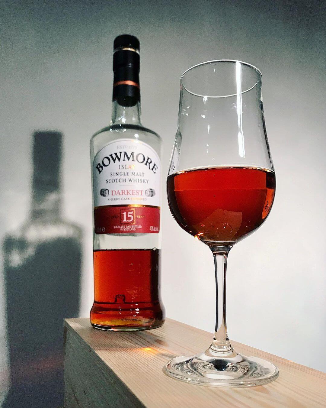 Bowmore 15 Islay Single Malt Scotch Whisky