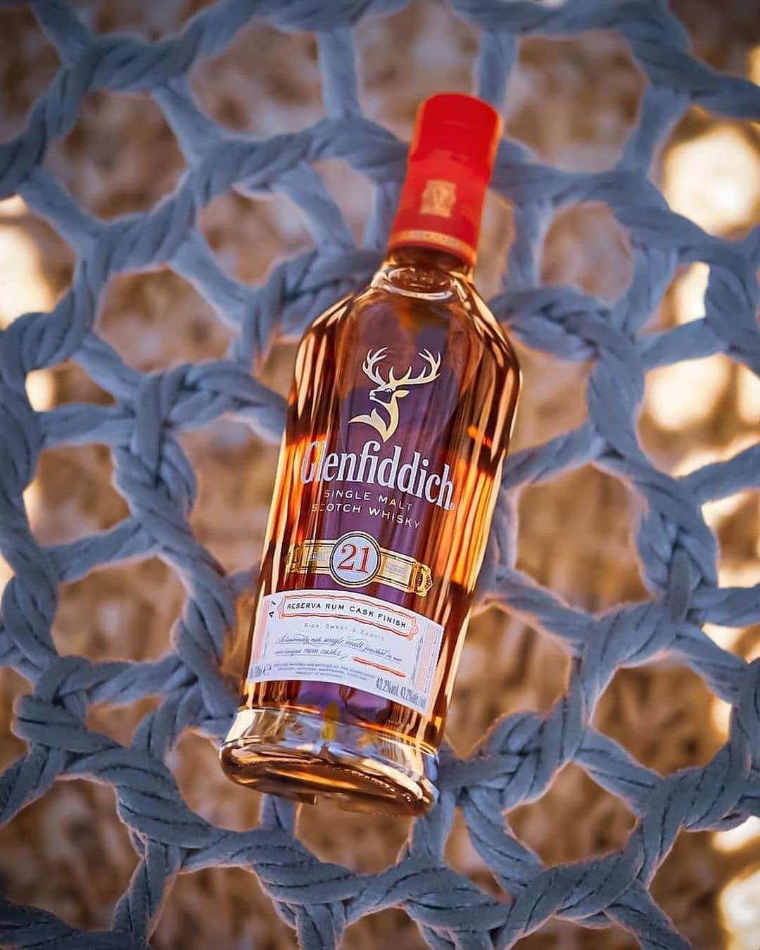 Single Malt Scotch Whisky Glenfiddich 21