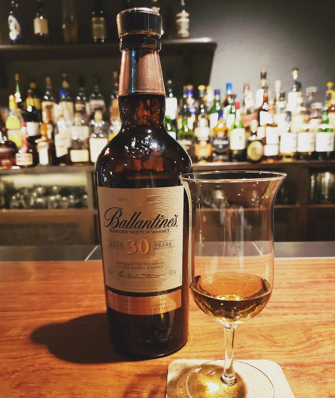 Ballantine's 30 Blended Scotch Whisky
