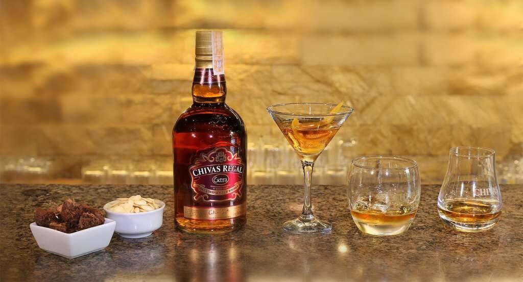 Rượu Chivas Extra Blended Scotch Whisky