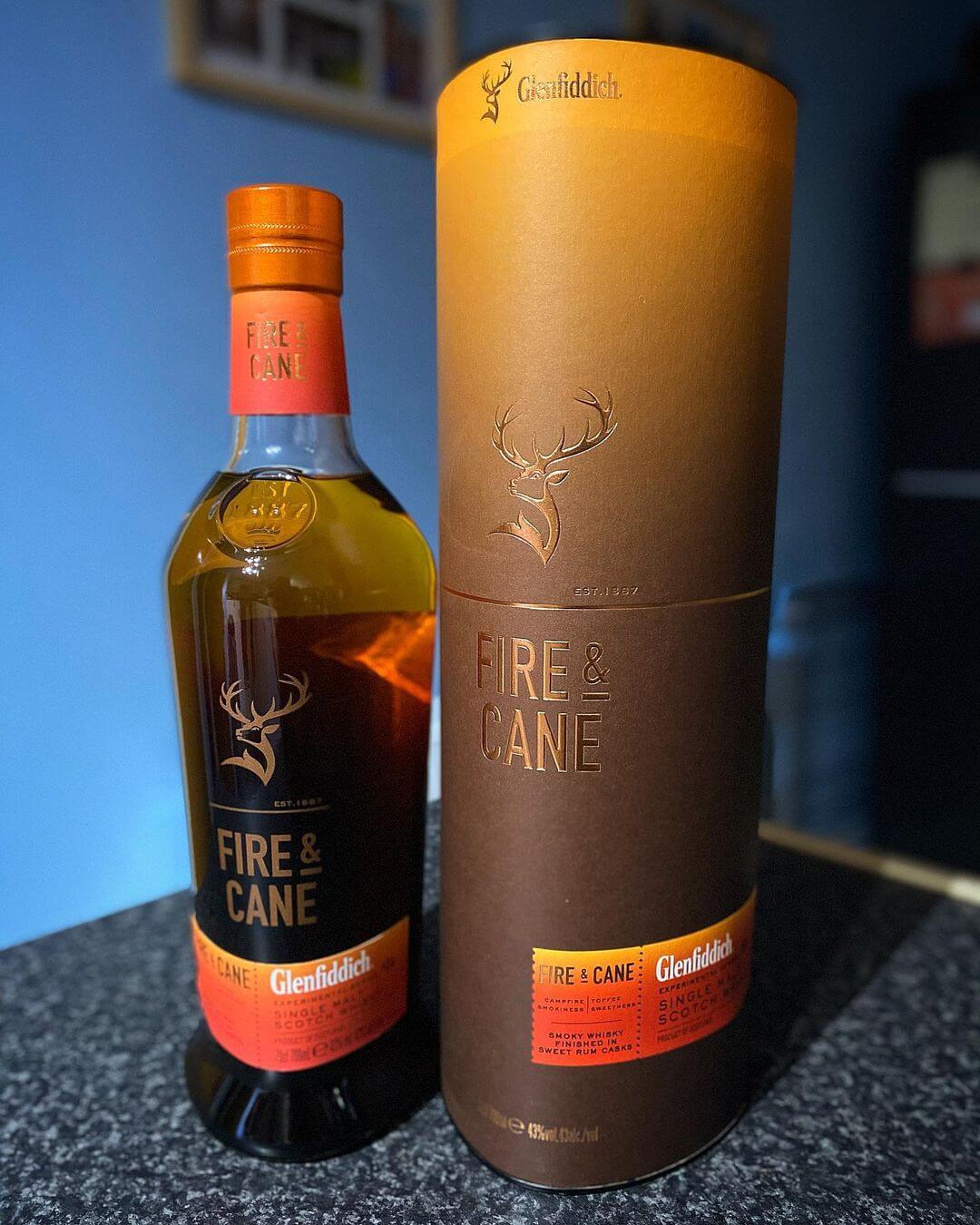 Ruou Glenfiddich Fire and Cane Speyside Single Malt Scotch Whisky
