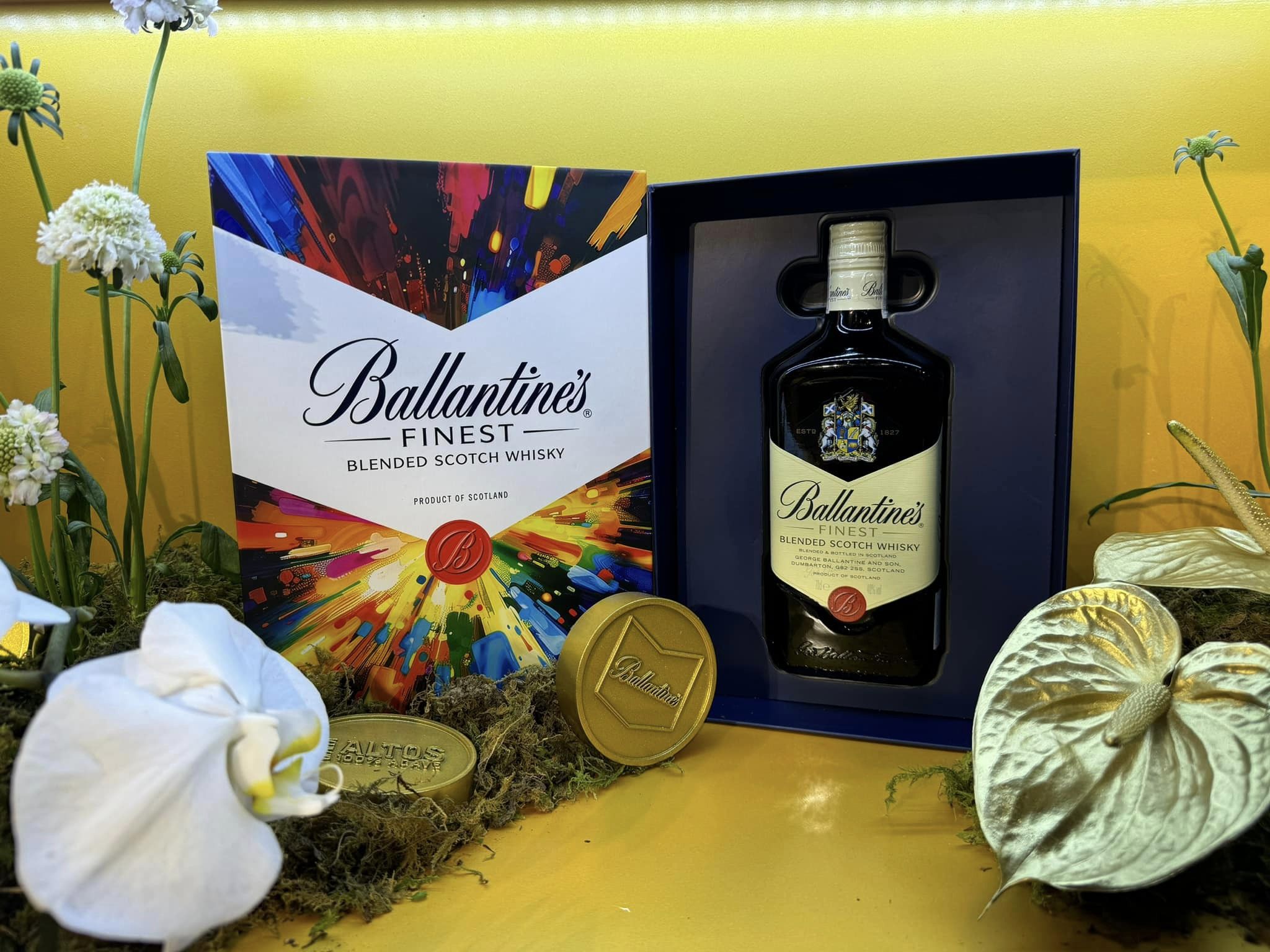 Rượu Ballantines Finest Hộp quà Tết 2025